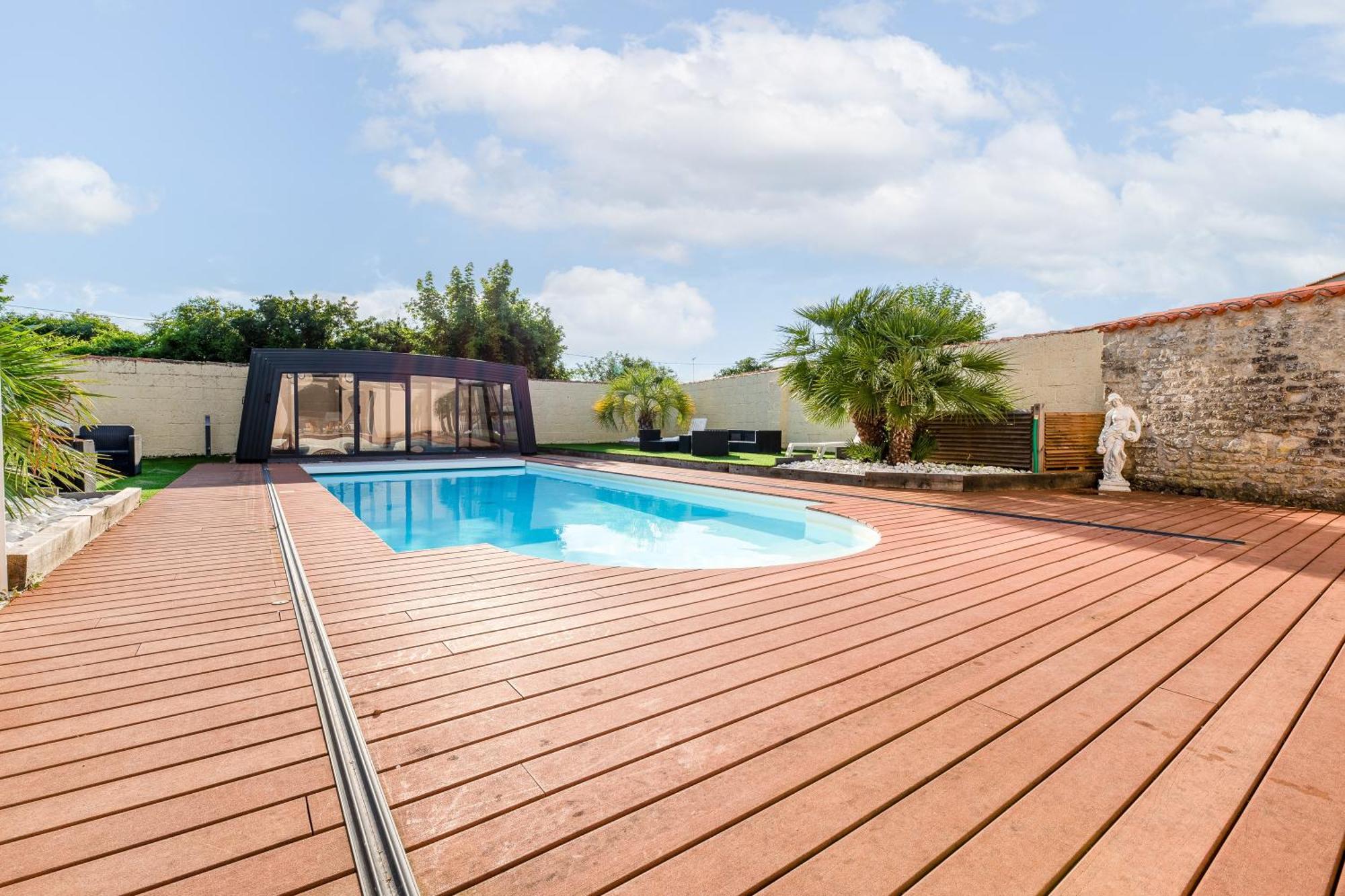 La Maison Paradis - Piscine Privee Et Chauffee Lucon Exterior photo