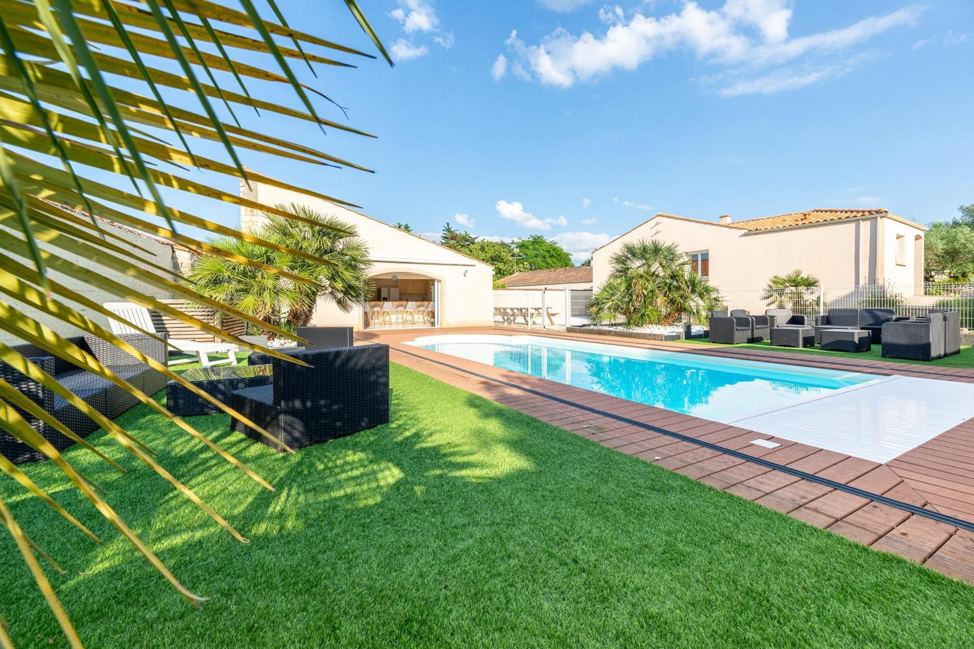 La Maison Paradis - Piscine Privee Et Chauffee Lucon Exterior photo